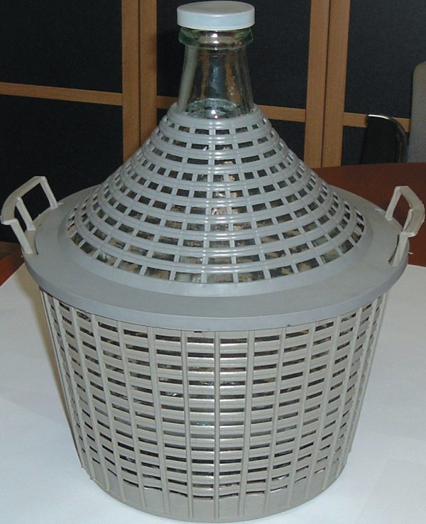 Műanyag fonatú demizson D25 25 literes